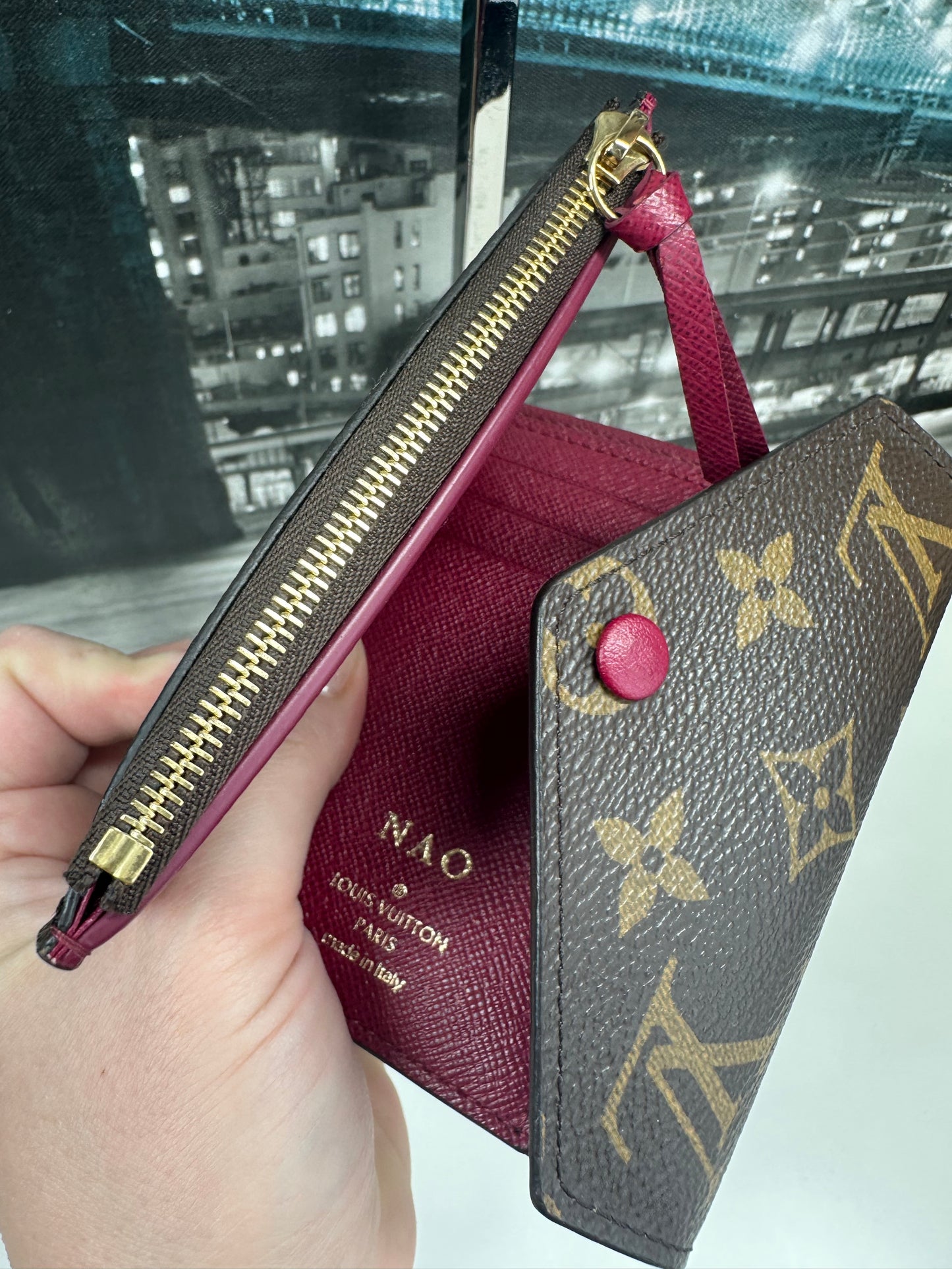 Victorine Wallet Monogram