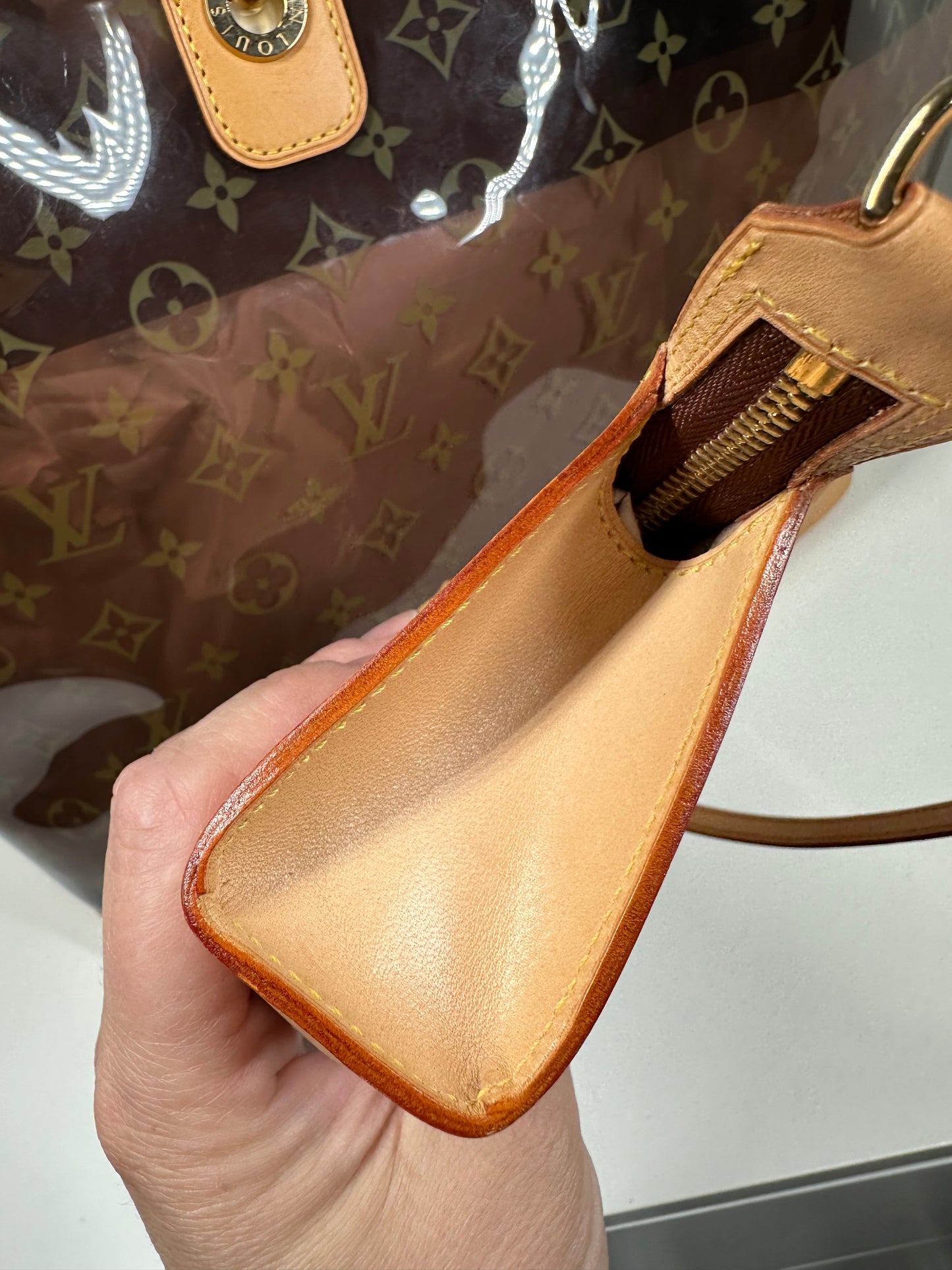 Louis Vuitton Cabas Ambre GM with pouch