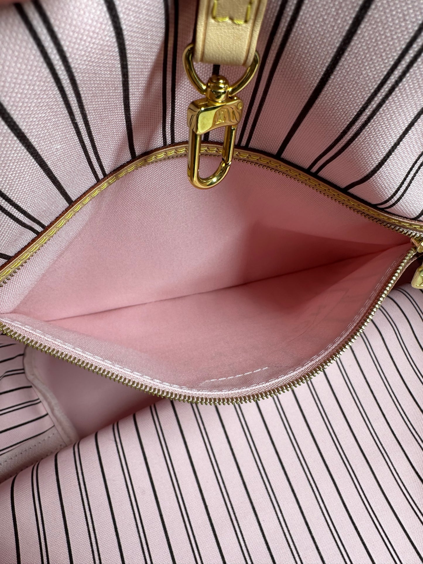 Neverfull MM Rose Ballerine