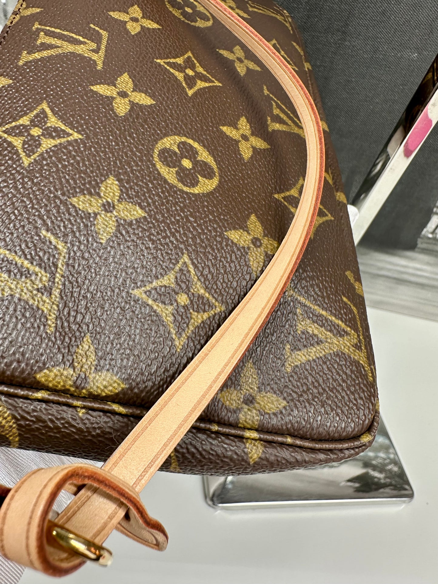 Pochette Accessories Monogram Older Model