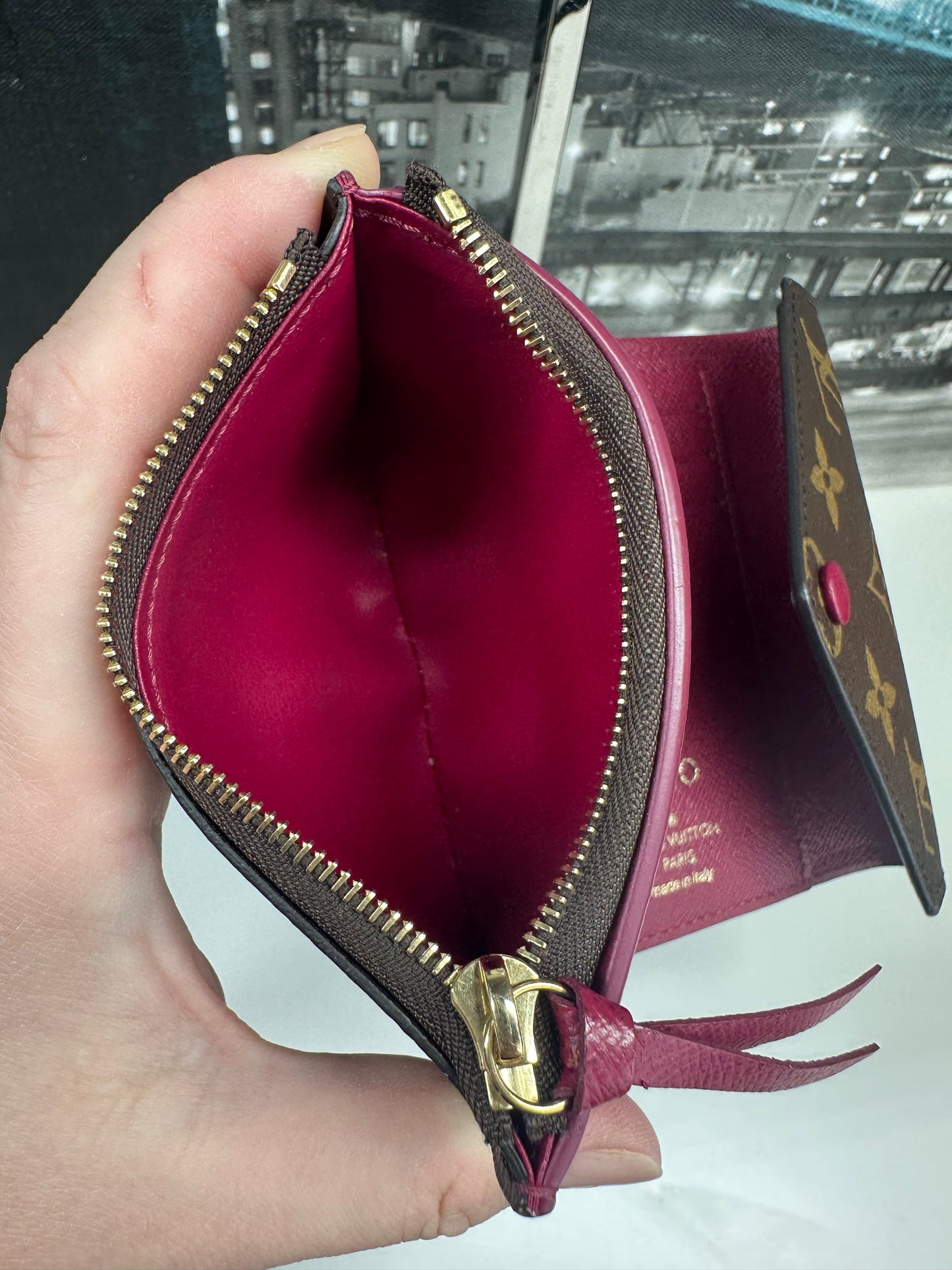 Victorine Wallet Monogram