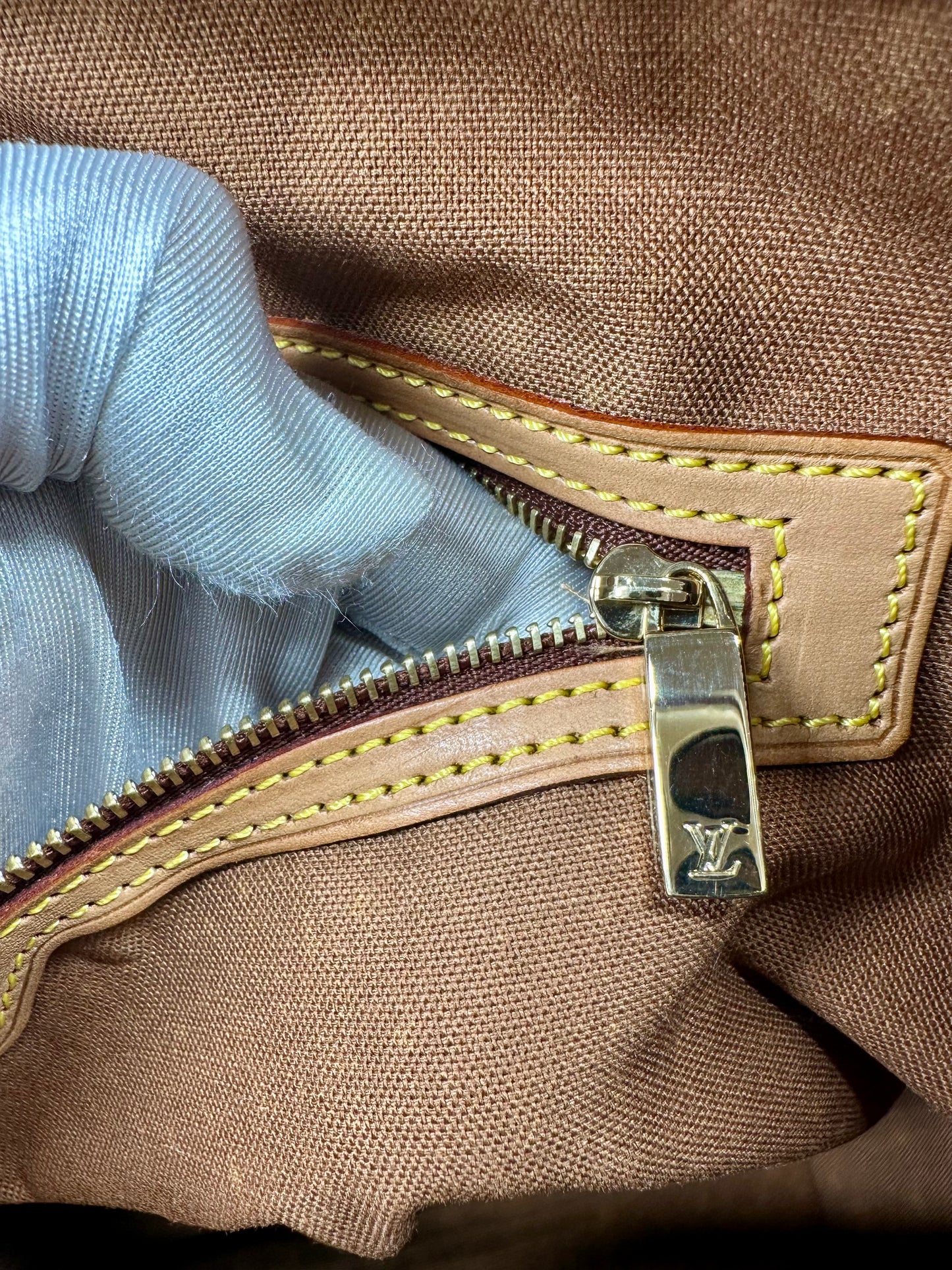 Cabas Mezzo Zip Tote