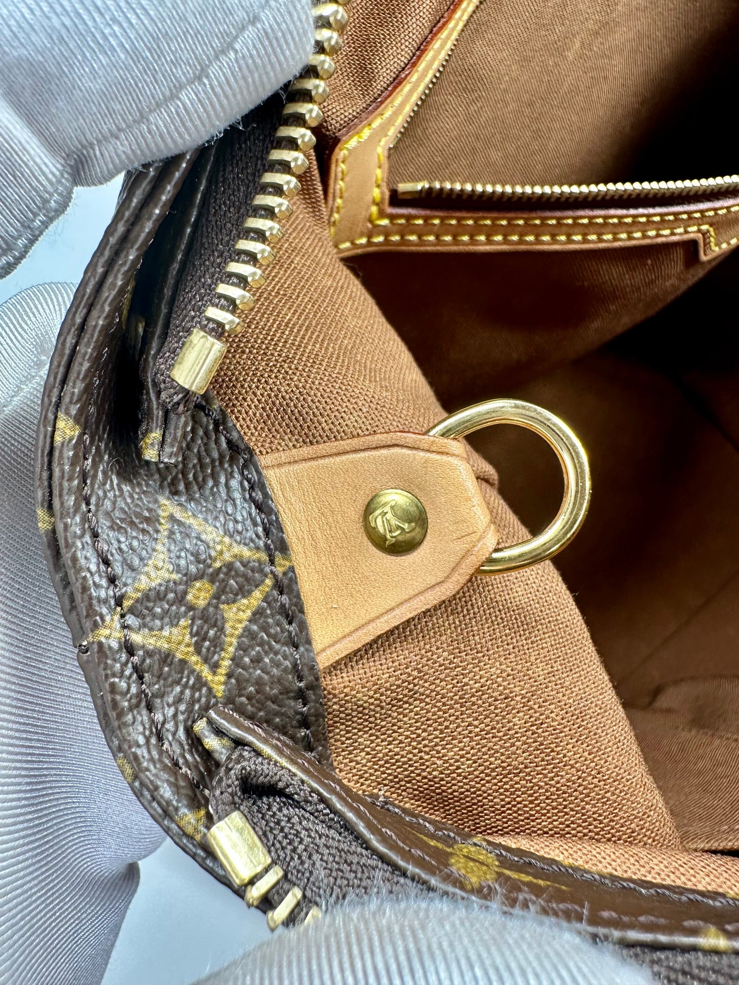 Cabas Mezzo Zip Tote