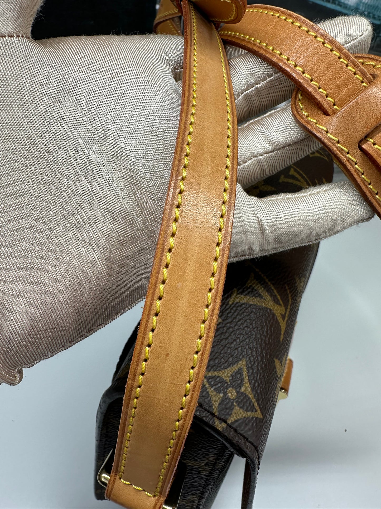St Cloud MM Crossbody