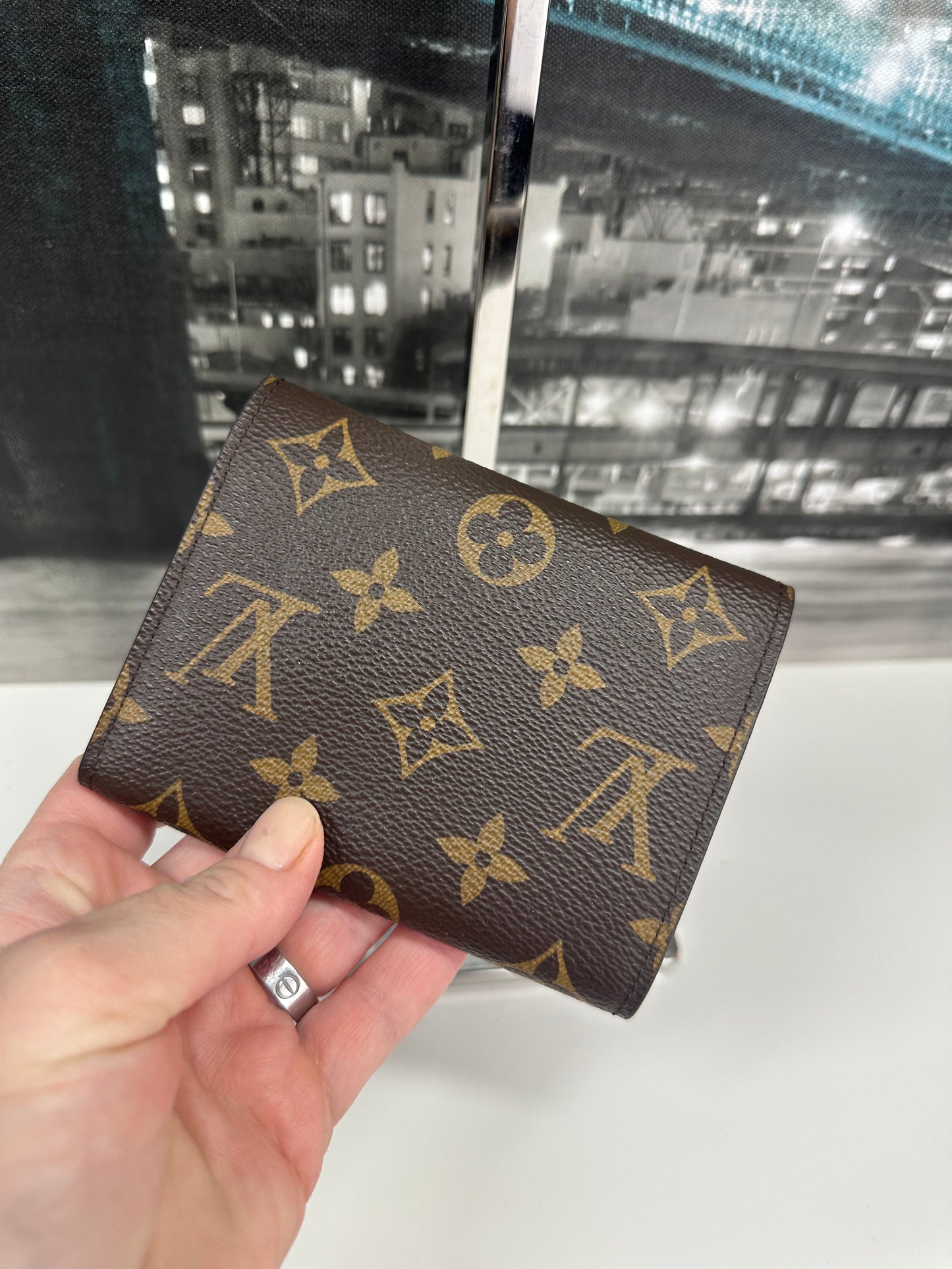Victorine Wallet Monogram