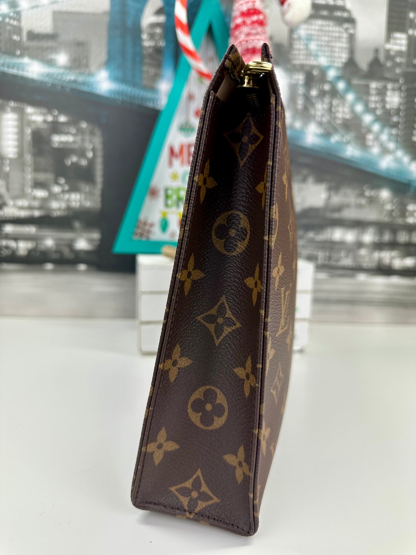 Toiletry 26 Monogram