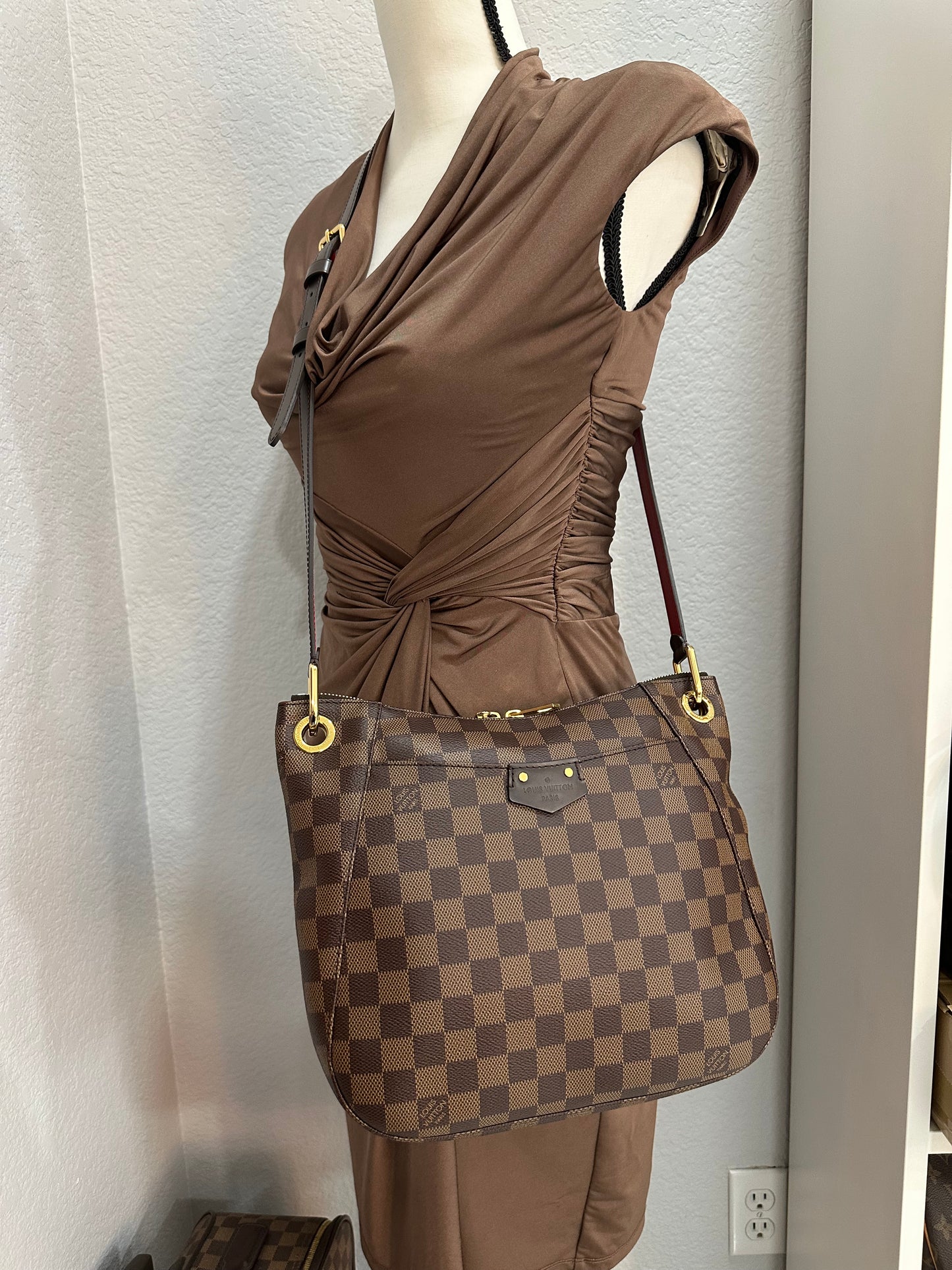 South Bank Besace Crossbody