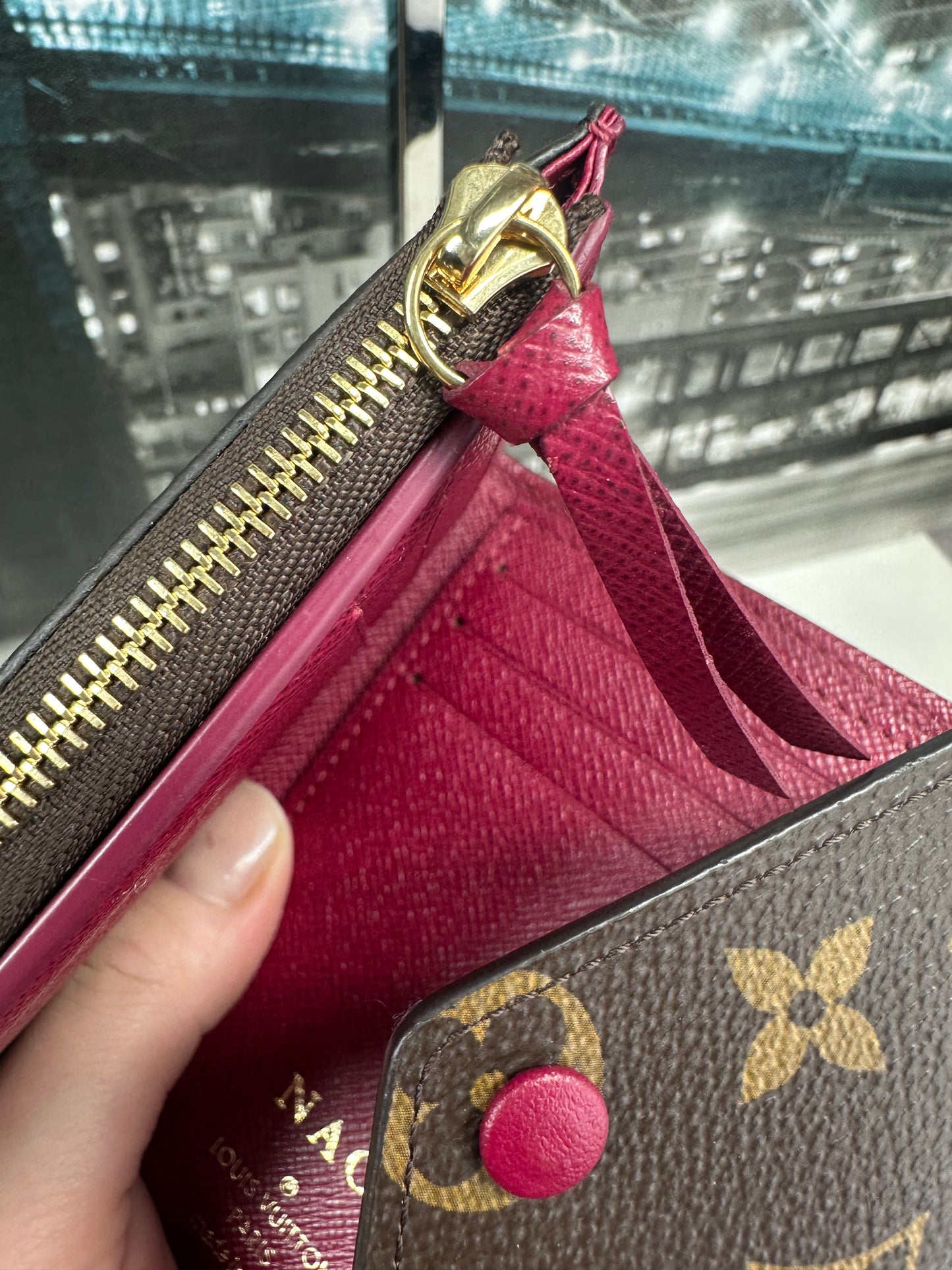 Victorine Wallet Monogram