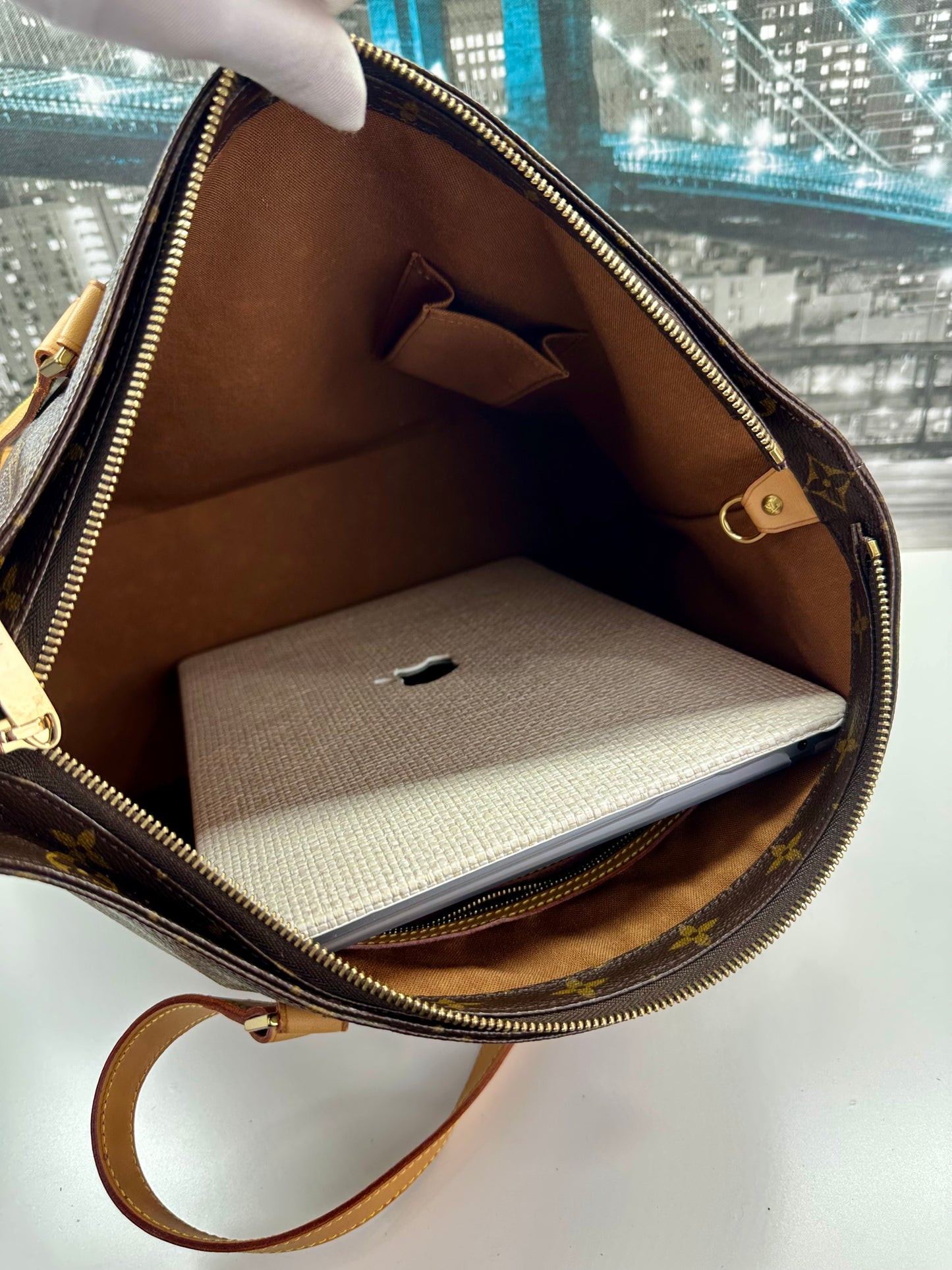 Cabas Mezzo Zip Tote