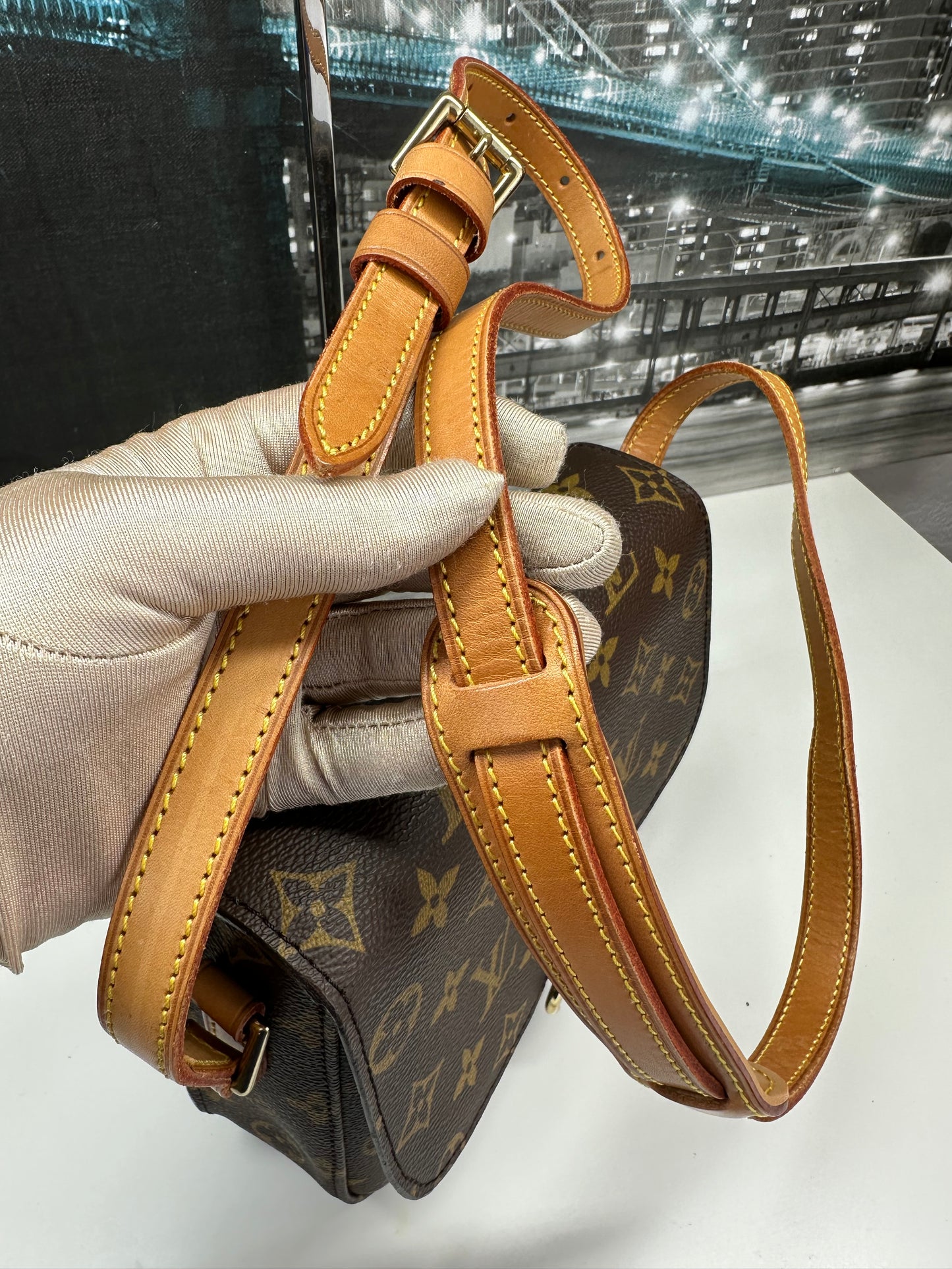 St Cloud MM Crossbody