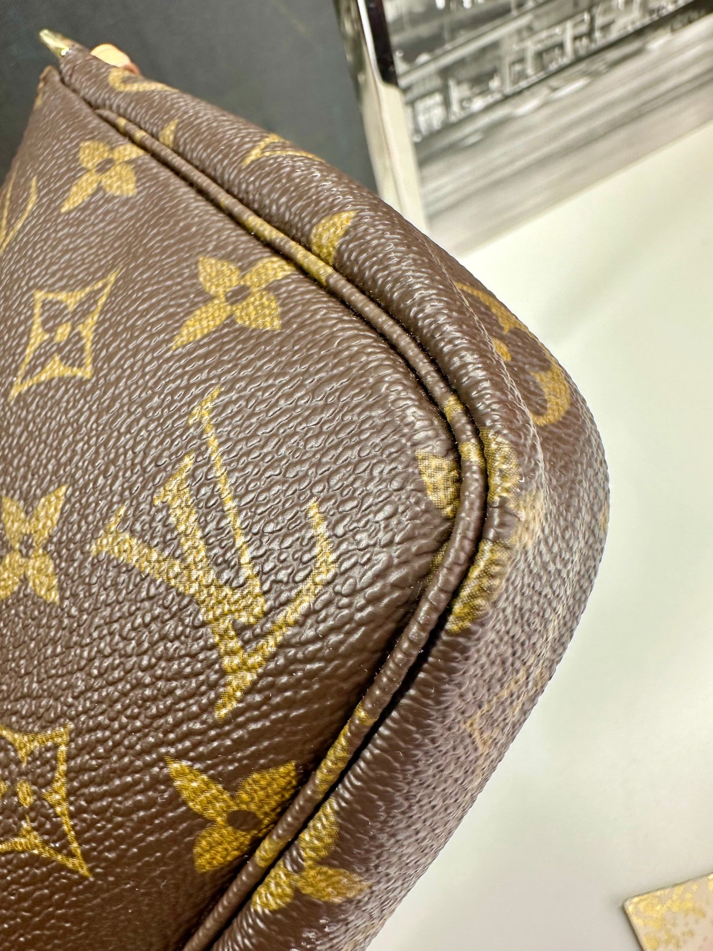 Pochette Accessories Old Model