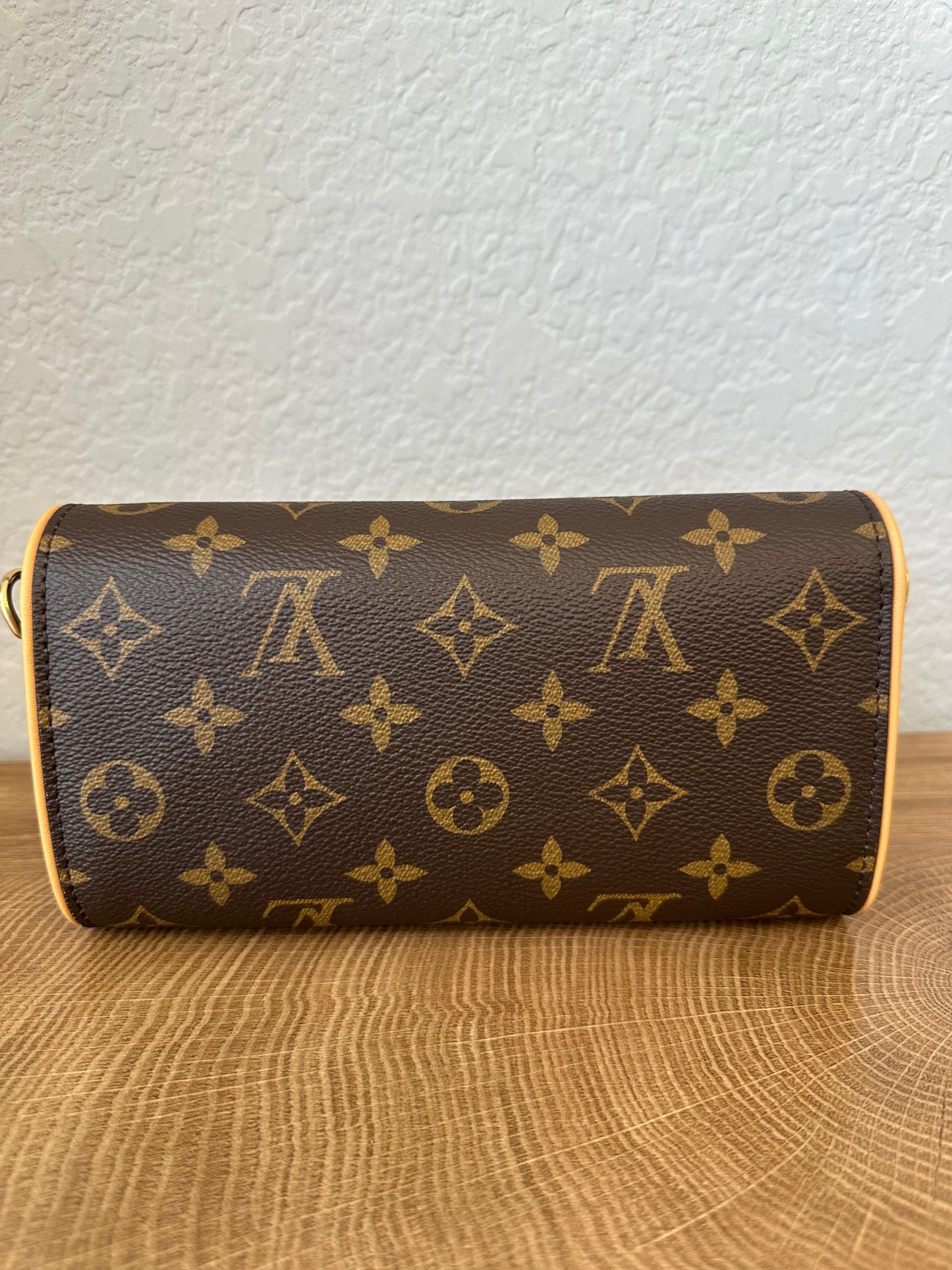 Camille Clutch Crossbody NM