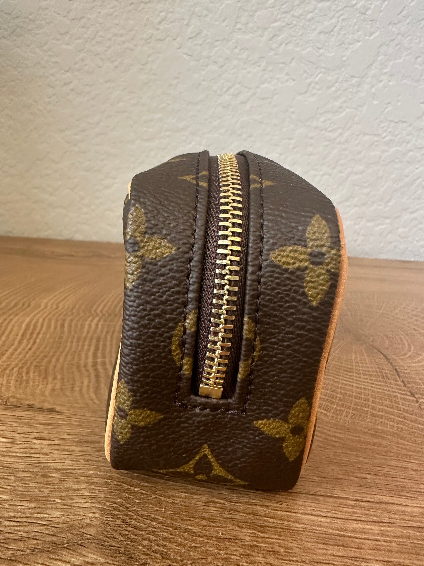 Wapity RARE Monogram