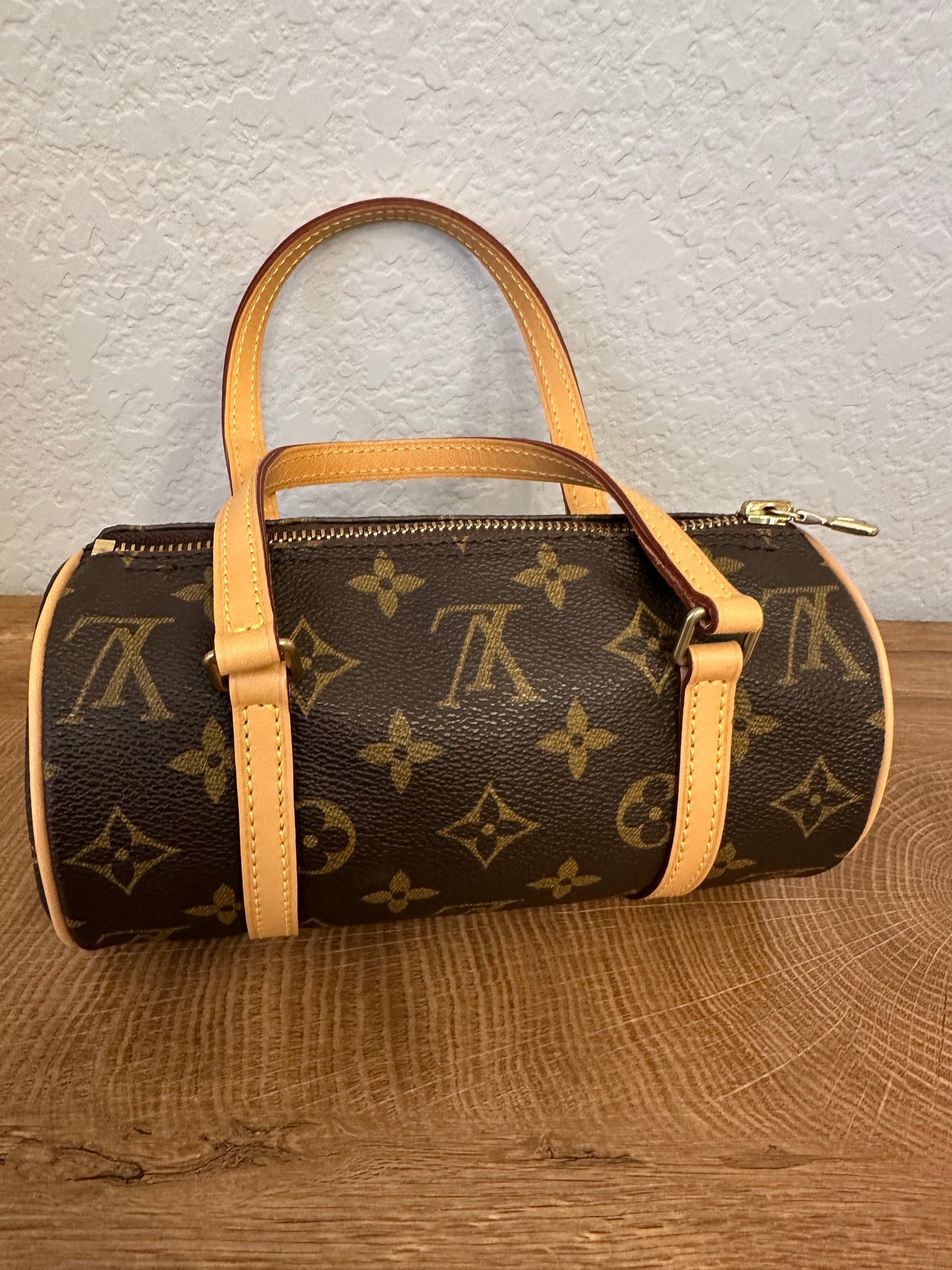 Papillon 19 Monogram Hard to Find