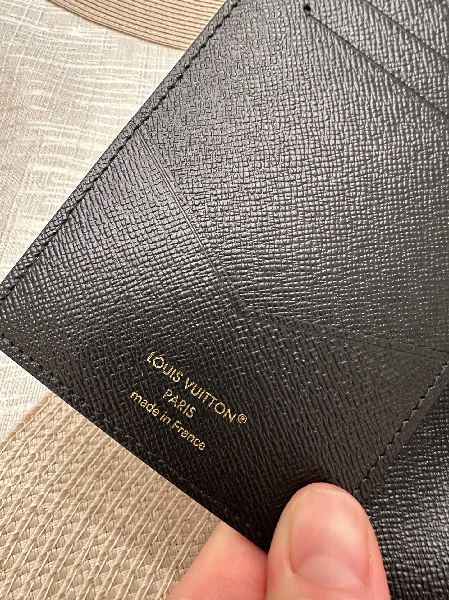 Passport Holder Reverse Mono