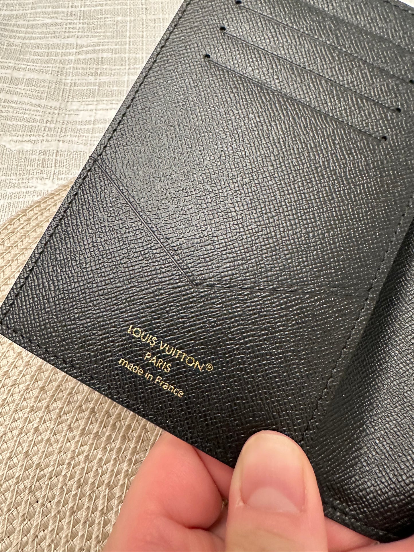 Passport Holder Reverse Mono