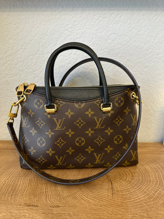 Pallas BB Noir Black