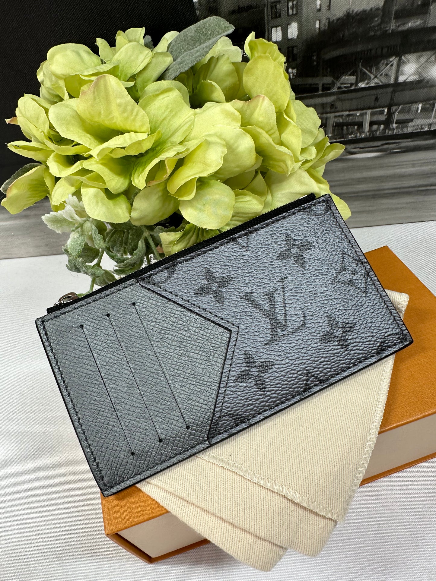 Coin Card Holder Silver Monogram