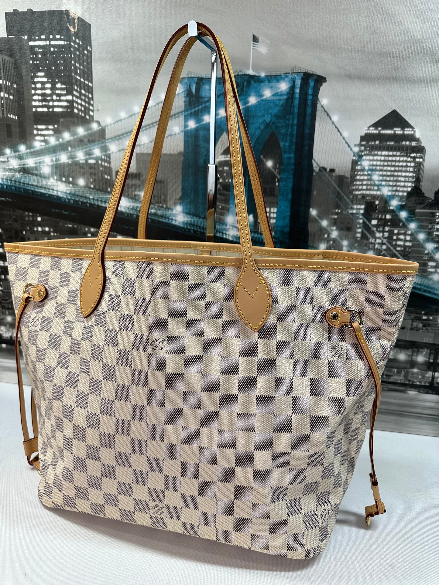 Louis Vuitton Damier Azur Neverfull MM Beige Cursive