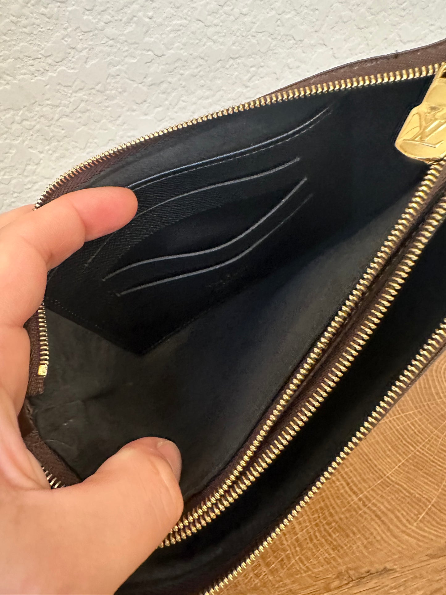 Louis Vuitton Reverse Monogram Giant Double Zip Pochette