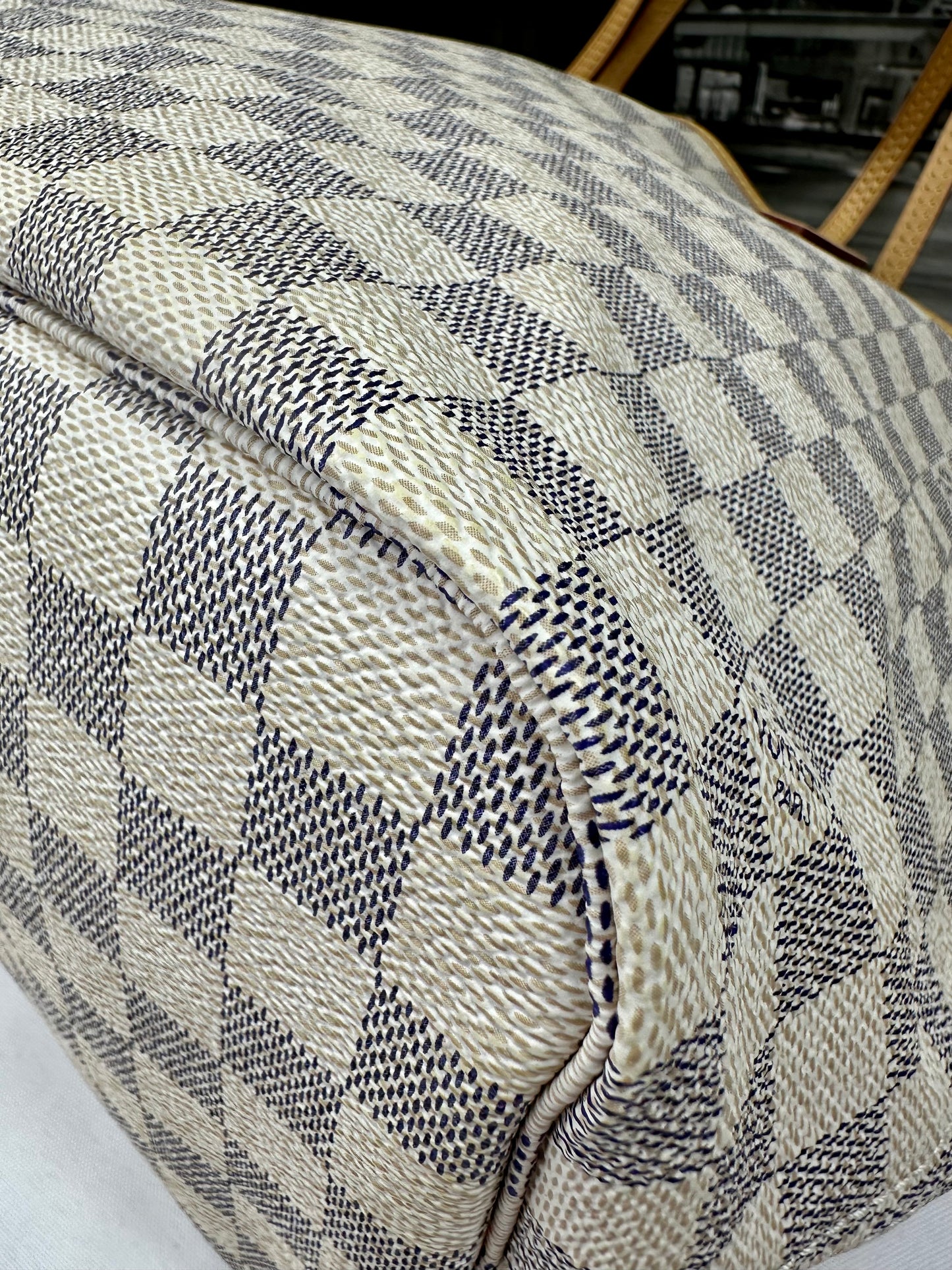 Louis Vuitton Damier Azur Neverfull MM Beige Cursive