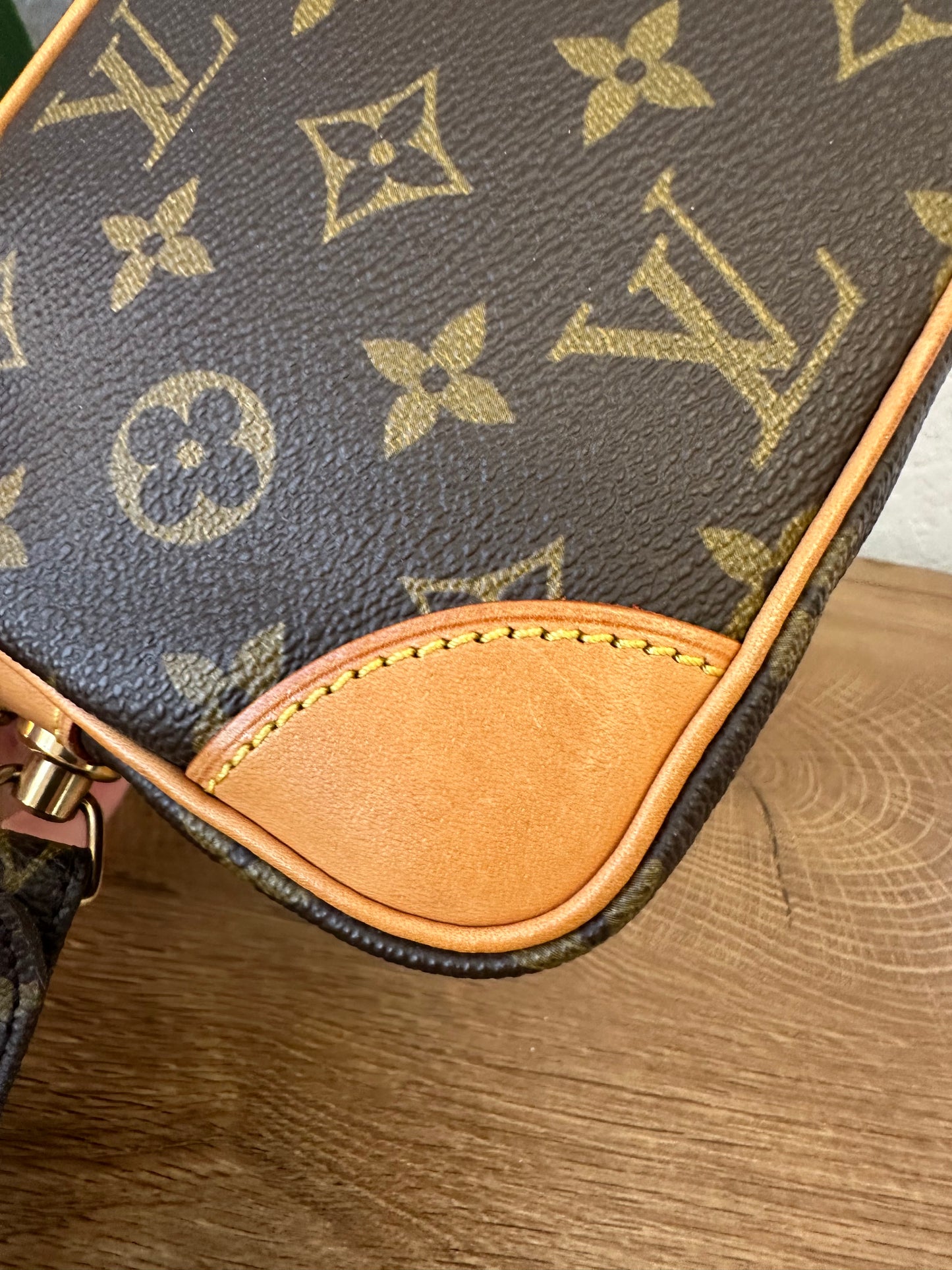 Marly Dragonne PM Wristlet