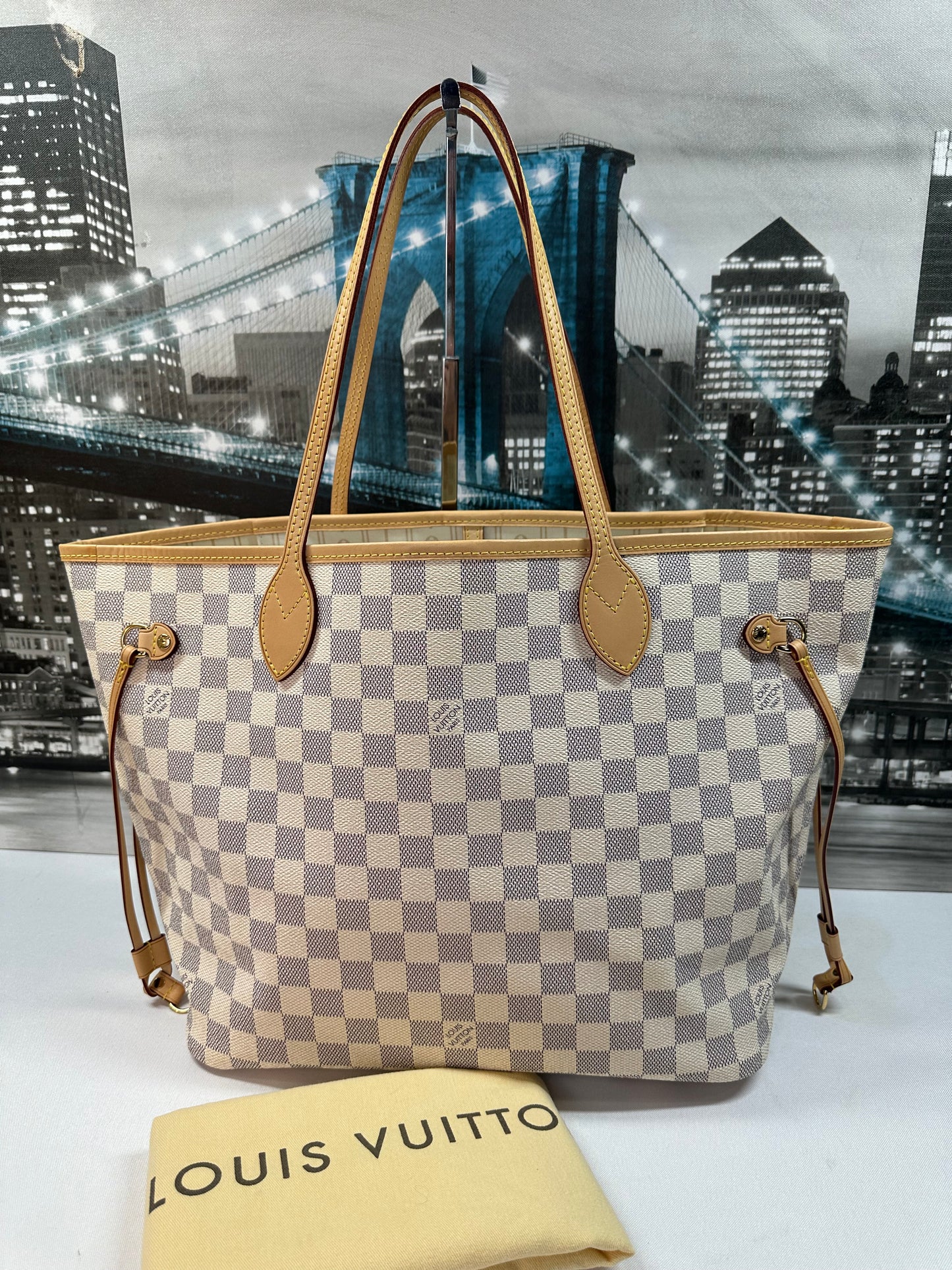 Louis Vuitton Damier Azur Neverfull MM Beige Cursive