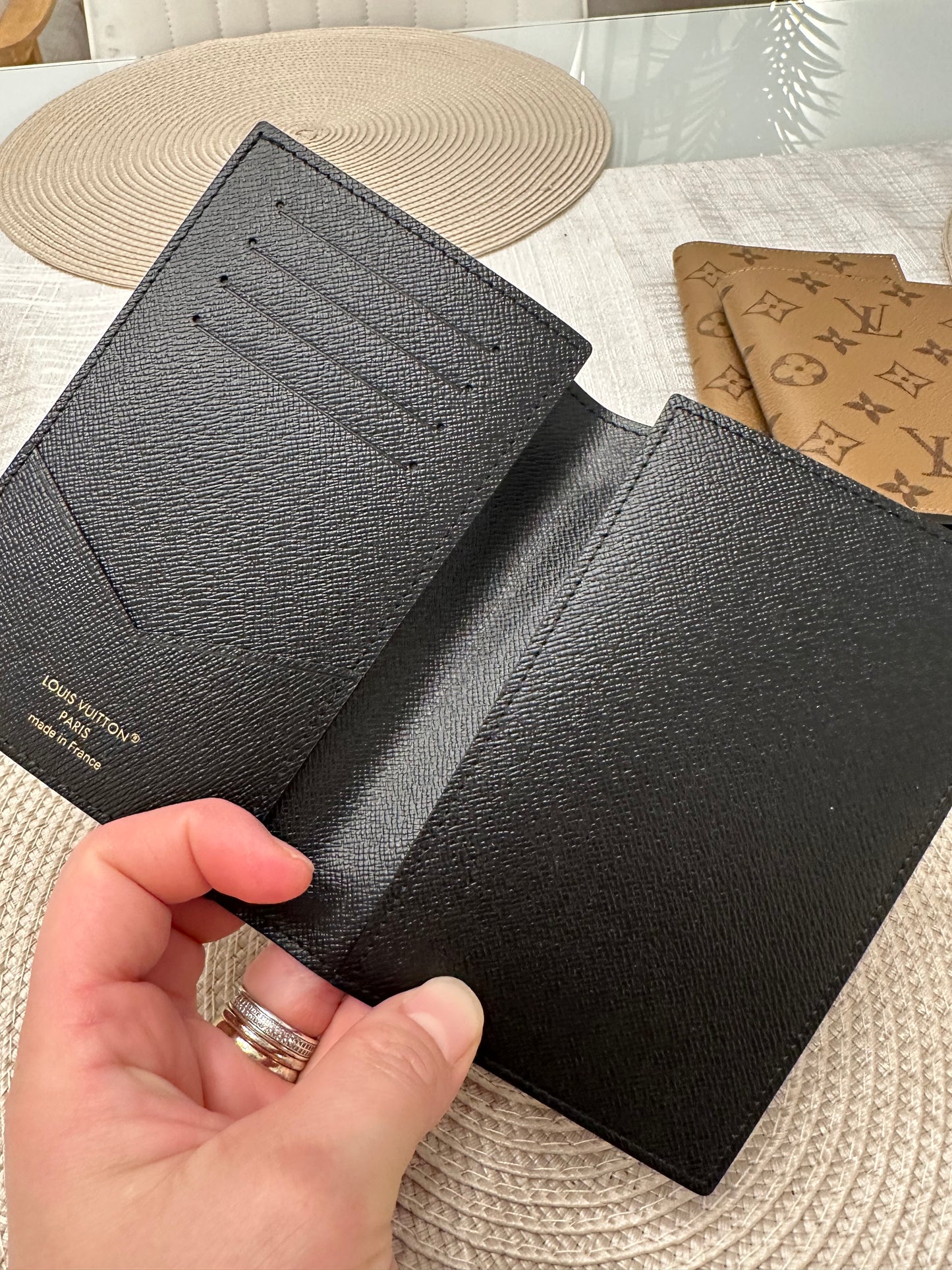 Passport Holder Reverse Mono