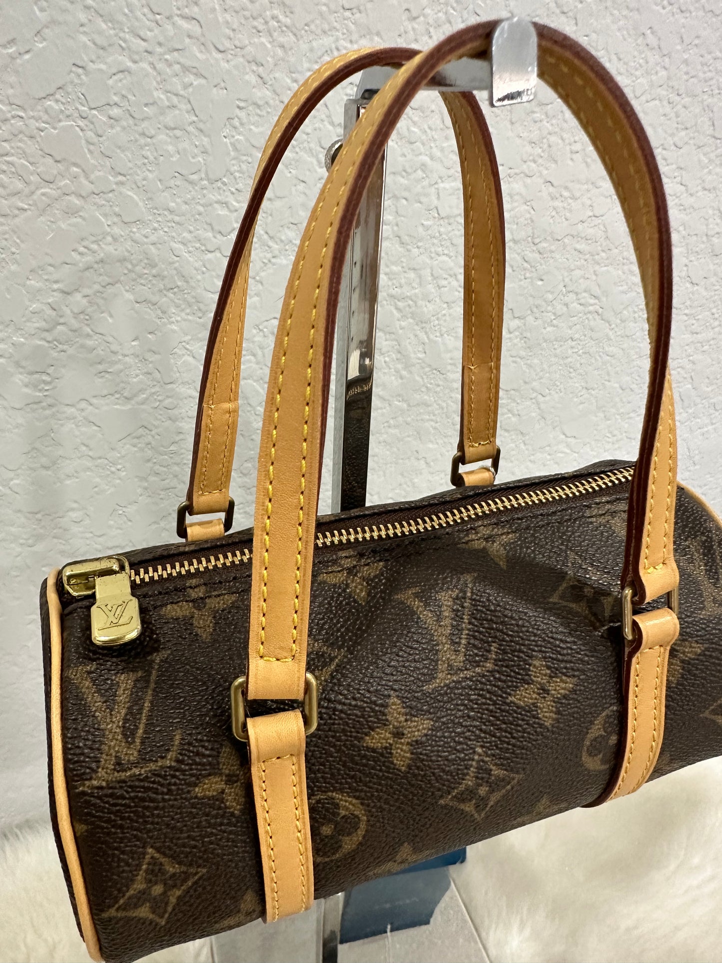 Papillon 19 RARE Monogram