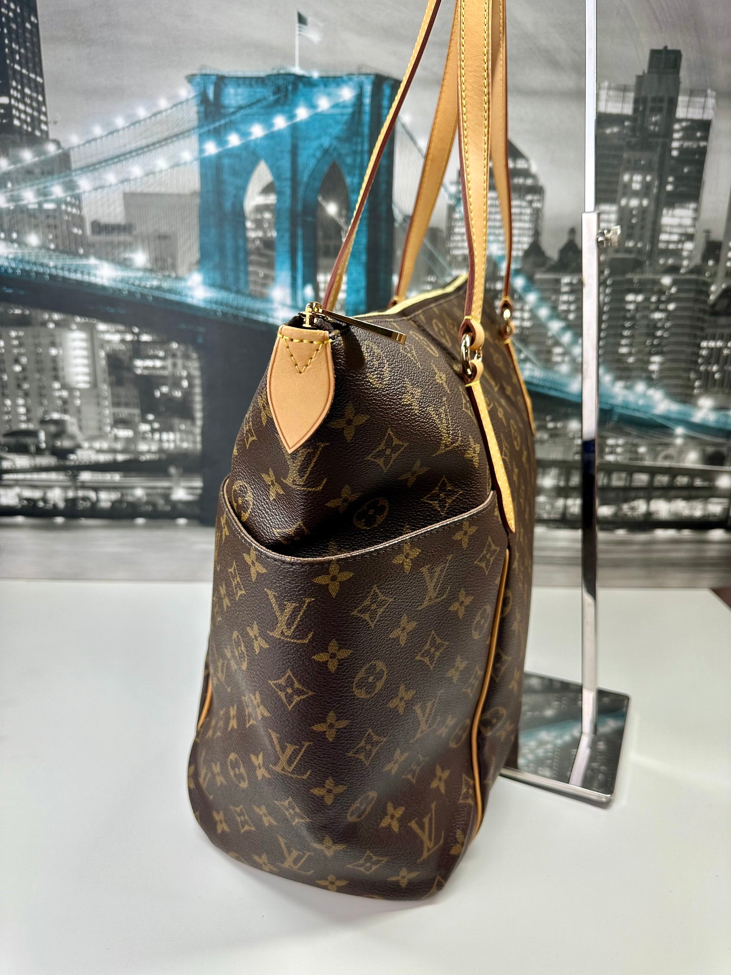 Louis Vuitton Totally GM Monogram