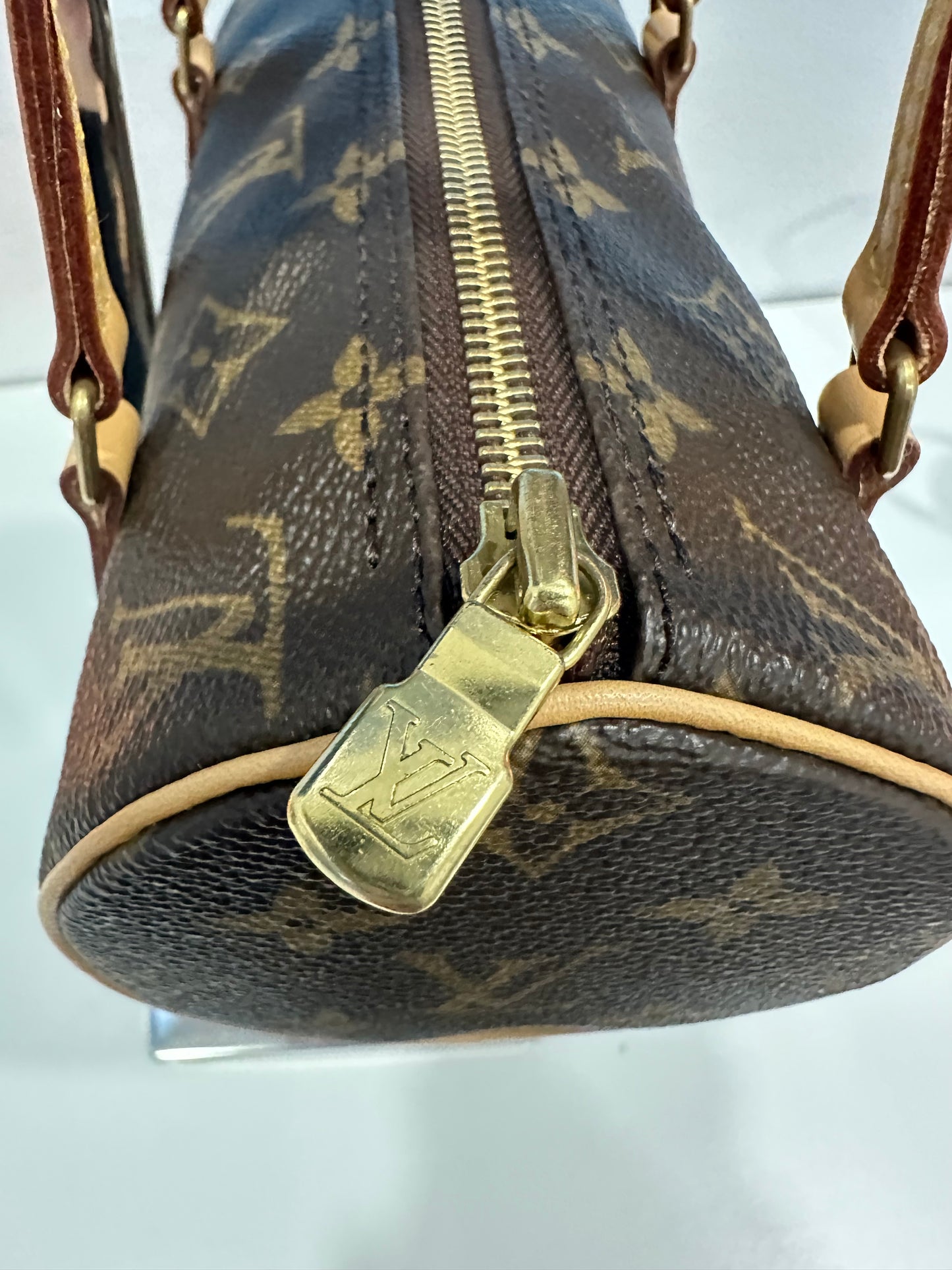 Papillon 19 RARE Monogram