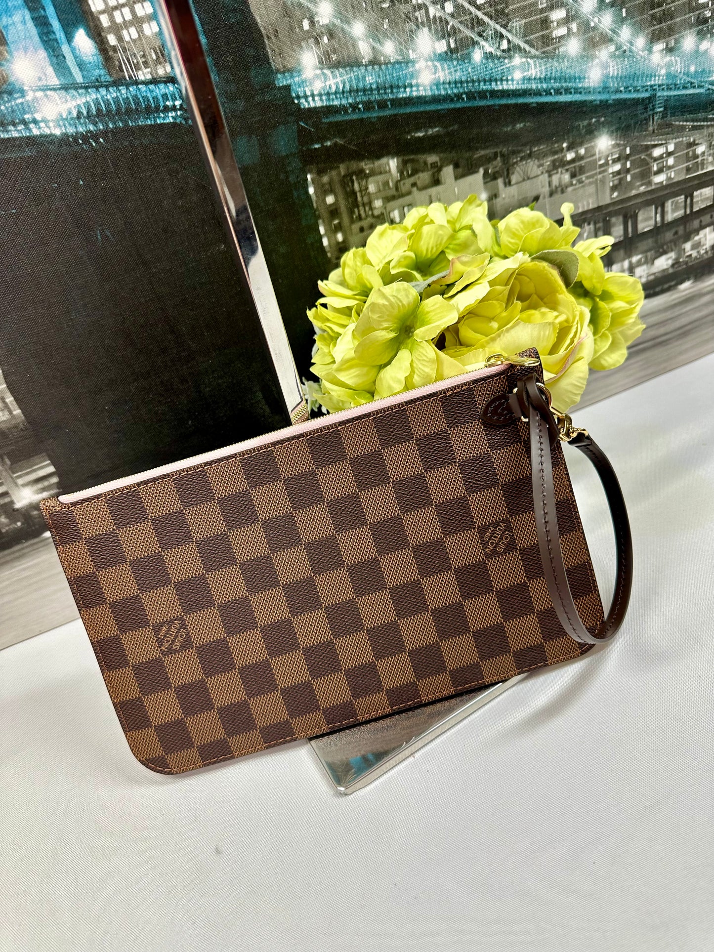 Neverfull MM Pouch Damier Ebene