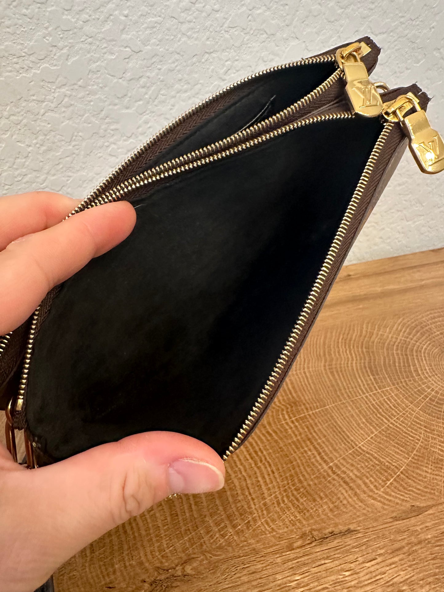 Louis Vuitton Reverse Monogram Giant Double Zip Pochette