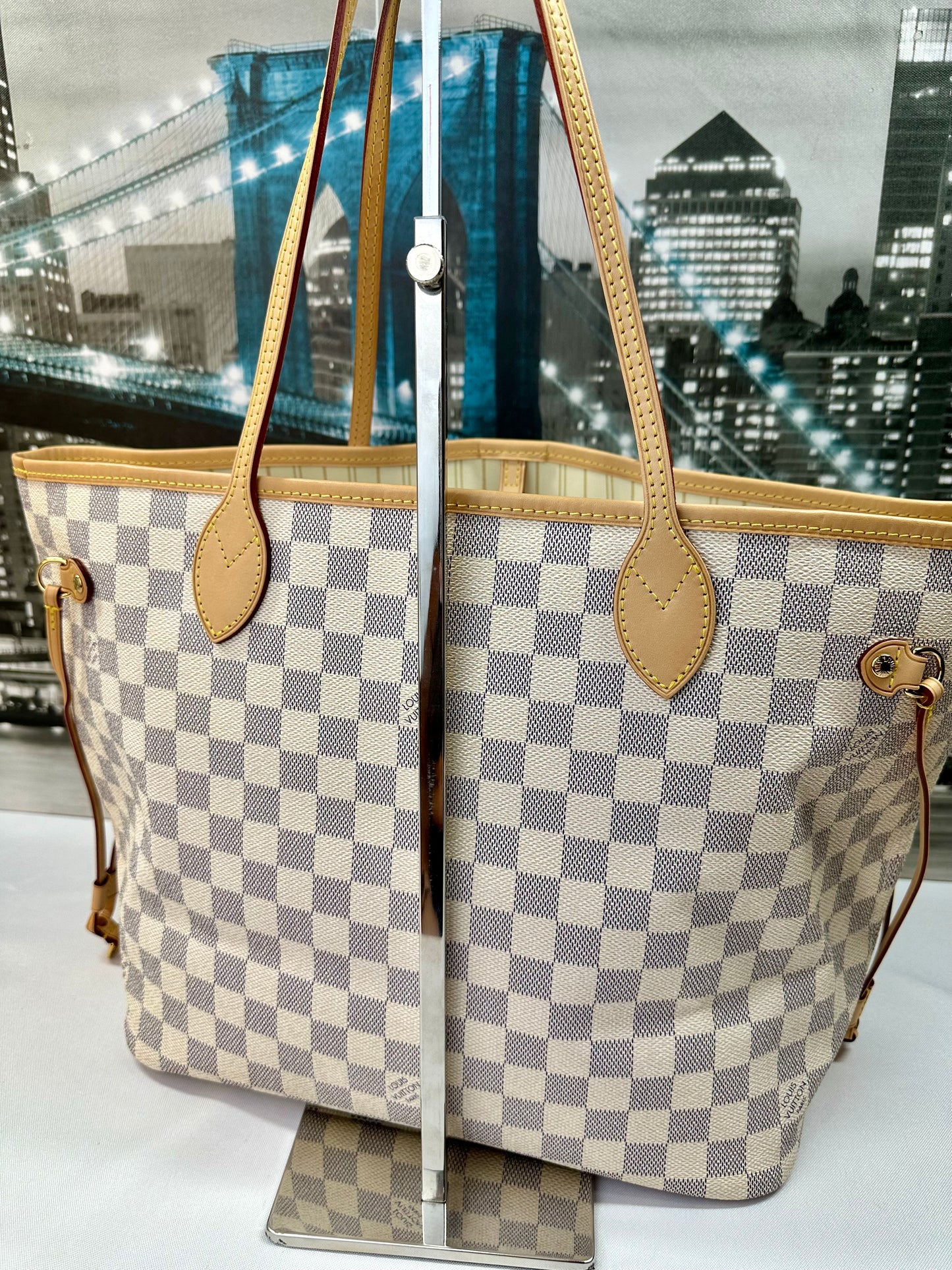 Louis Vuitton Damier Azur Neverfull MM Beige Cursive