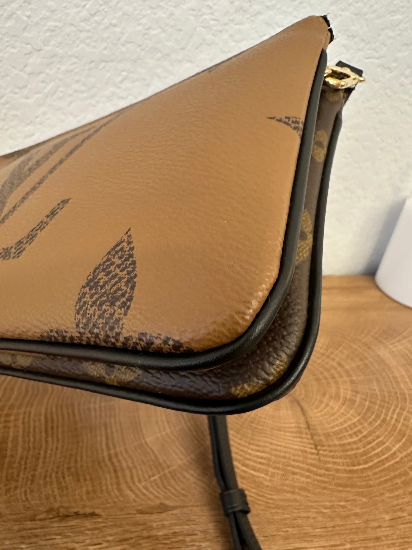 Louis Vuitton Reverse Monogram Giant Double Zip Pochette