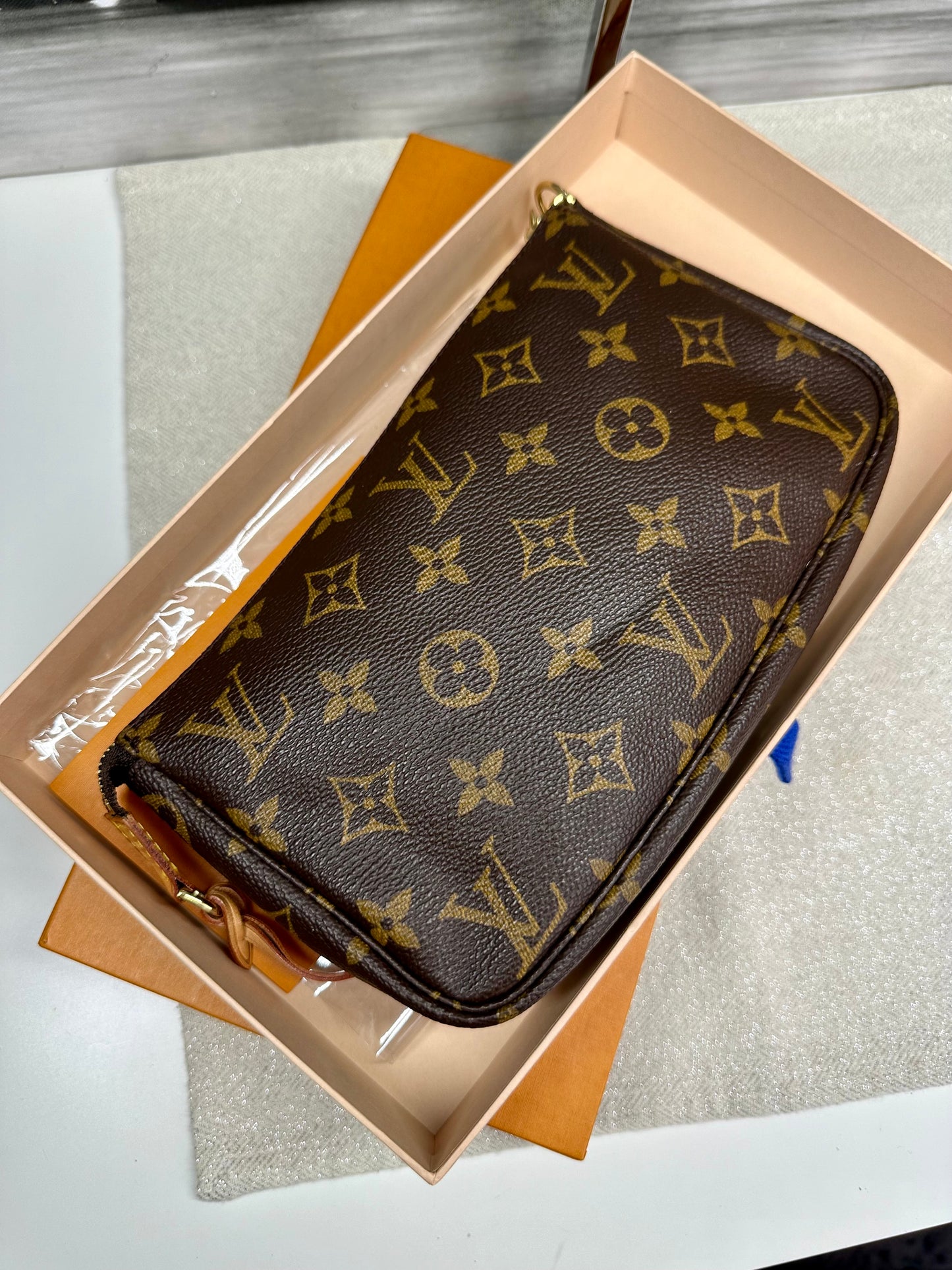 Pochette Accessories Old Model Monogram with Box