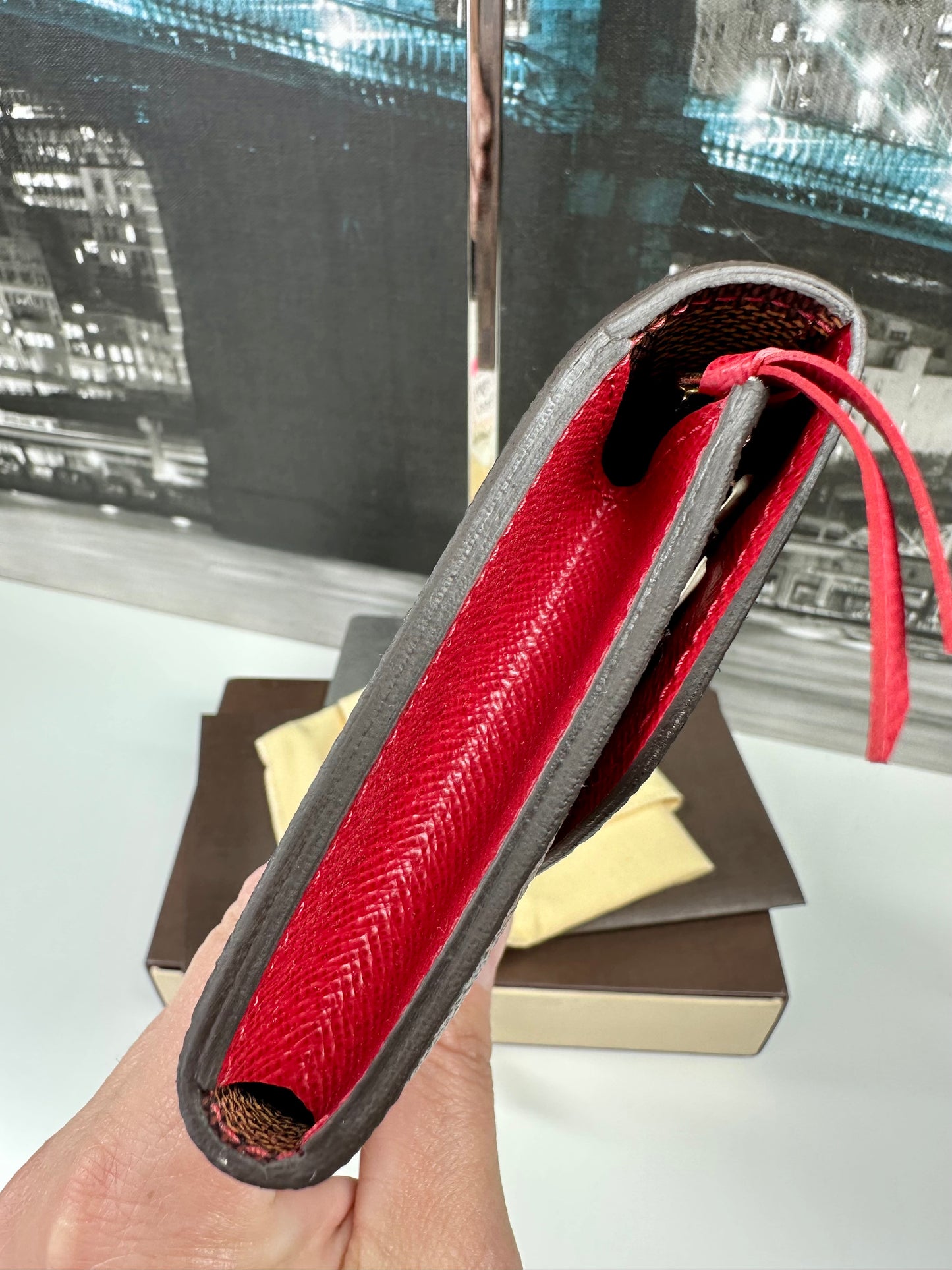 Emilie Wallet DE & Red