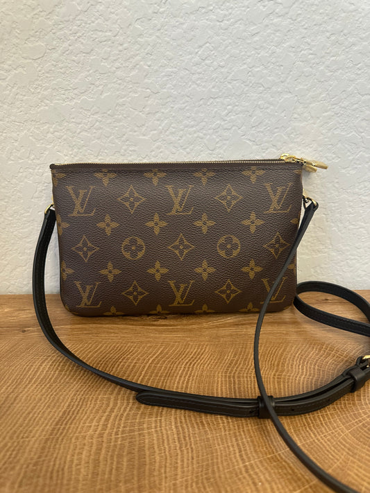 Louis Vuitton Reverse Monogram Giant Double Zip Pochette
