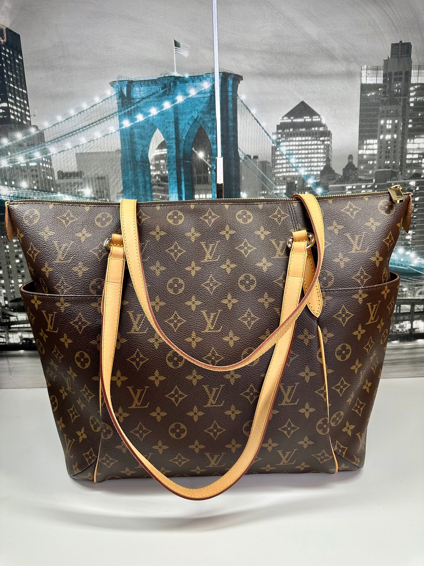 Louis Vuitton Totally GM Monogram